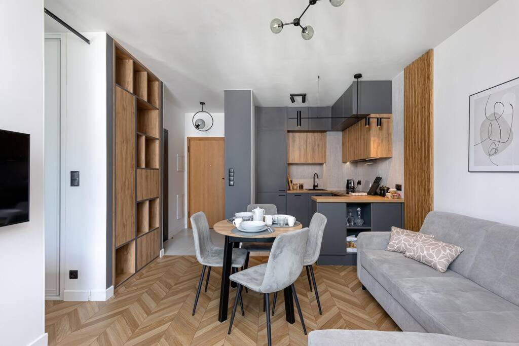 Port Praski Stylish Apartment Near Old Town Varsóvia Exterior foto