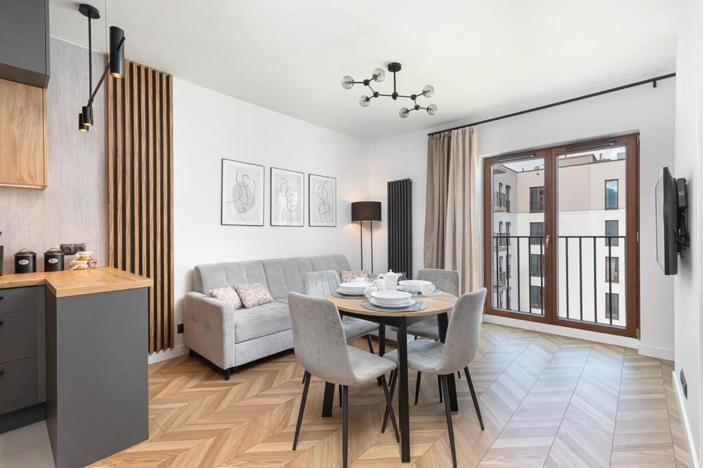 Port Praski Stylish Apartment Near Old Town Varsóvia Exterior foto