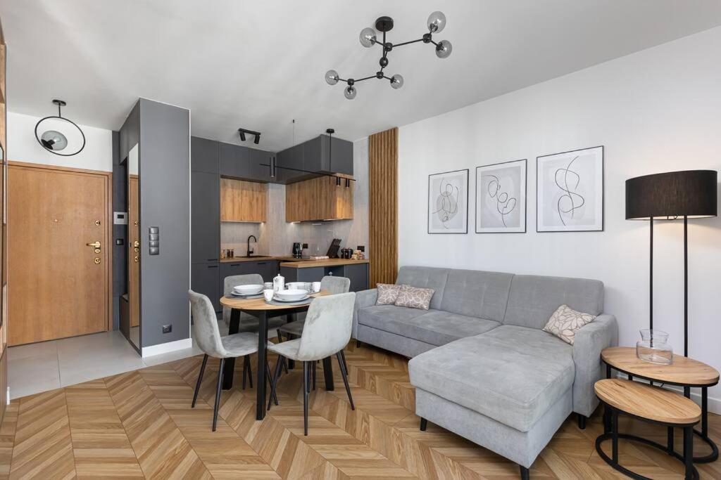 Port Praski Stylish Apartment Near Old Town Varsóvia Exterior foto